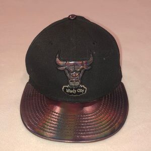 Chicago Bulls “Windy City” black SnapBack hat.